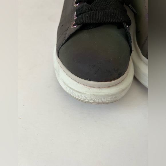 Alexander McQueen Oversized Sneakers in Gray Iridescent Women’s Size 38.5/8.5 - Picture 11 of 16